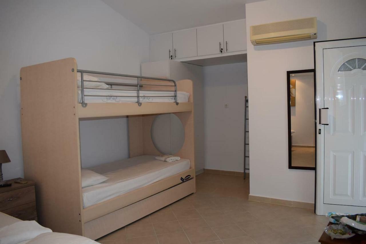 R Apartment Луца Экстерьер фото